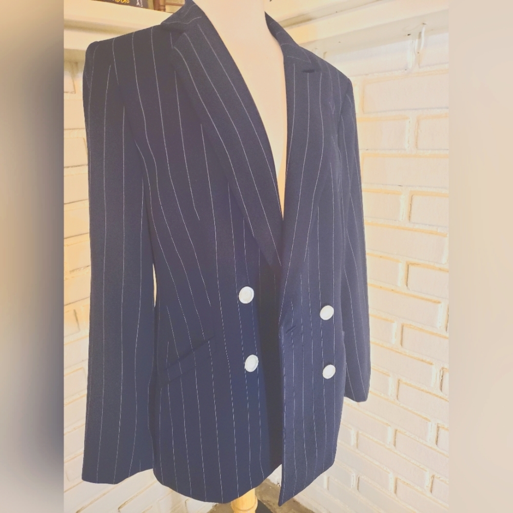Navy pinstripe blazer sz 10